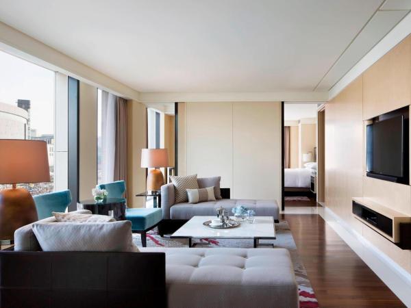 JW Marriott Dongdaemun Square Seoul : photo 3 de la chambre deluxe executive suite, executive lounge access, 1 king