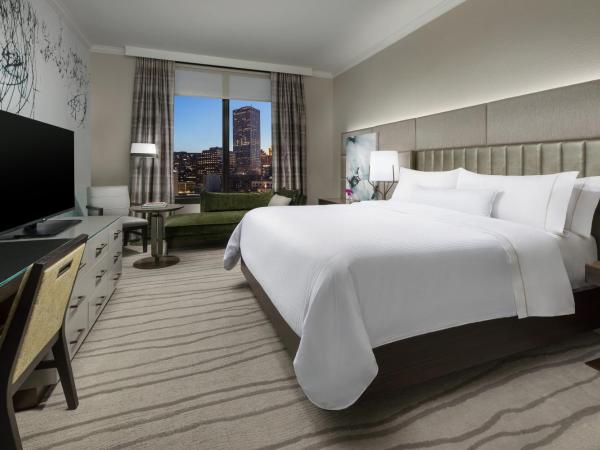 The Westin New Orleans : photo 1 de la chambre chambre traditionnelle avec 1 lit king-size - vue sur ville