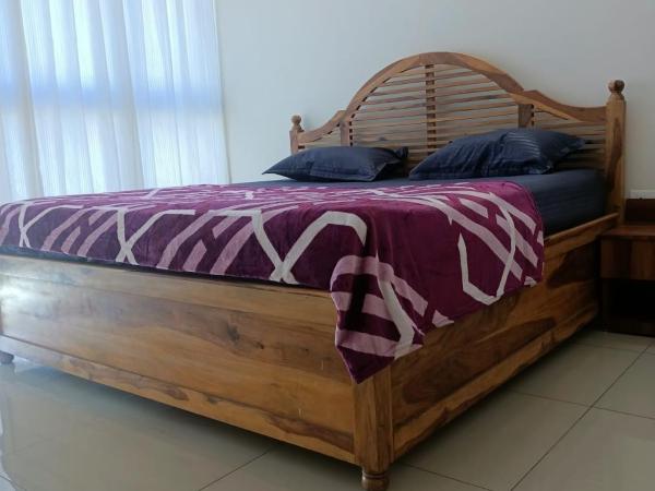 Royal Suites - 3 BHK - Neo : photo 10 de la chambre chambre lit queen-size deluxe