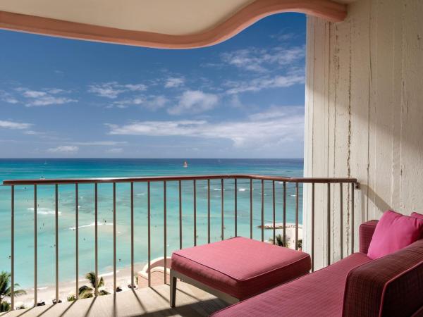 The Royal Hawaiian, A Luxury Collection Resort, Waikiki : photo 5 de la chambre hébergement lit king-size premier océan - mailani