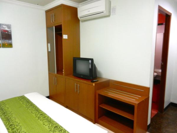 Karsa Utama Hotel : photo 2 de la chambre chambre double deluxe