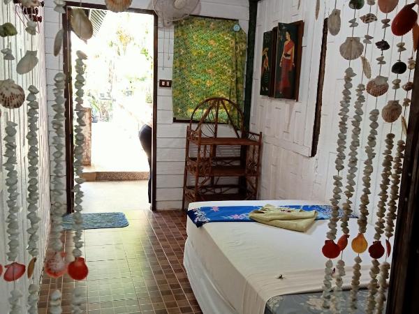 P P Garden Home Bungalow : photo 2 de la chambre small single room with fan