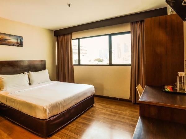 PP Hotel by Moxy : photo 3 de la chambre chambre supérieure lit queen-size