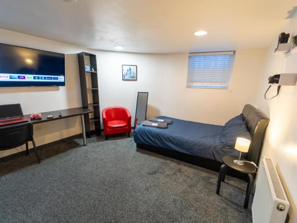 STAY SA Equipped Studios 10 mins from City centre and next to UOB! : photo 1 de la chambre studio double deluxe