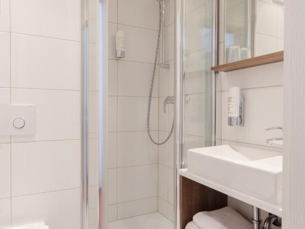 Garden Hotel : photo 3 de la chambre chambre simple standard