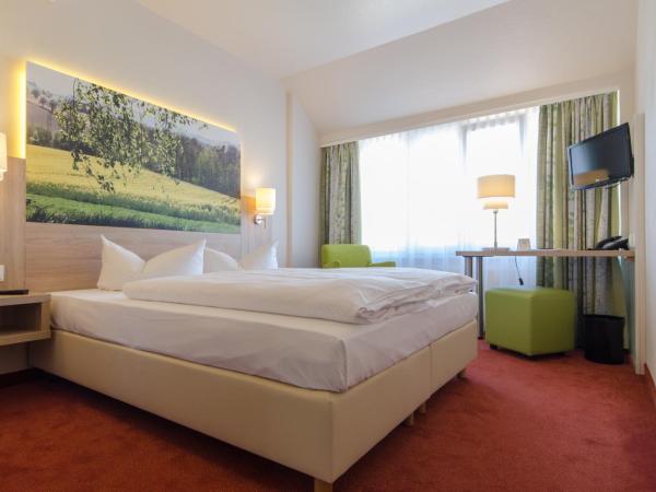 Garden Hotel : photo 7 de la chambre chambre standard avec lit queen-size