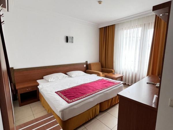 Hotel Royal Hill : photo 6 de la chambre chambre double ou lits jumeaux - vue sur mer