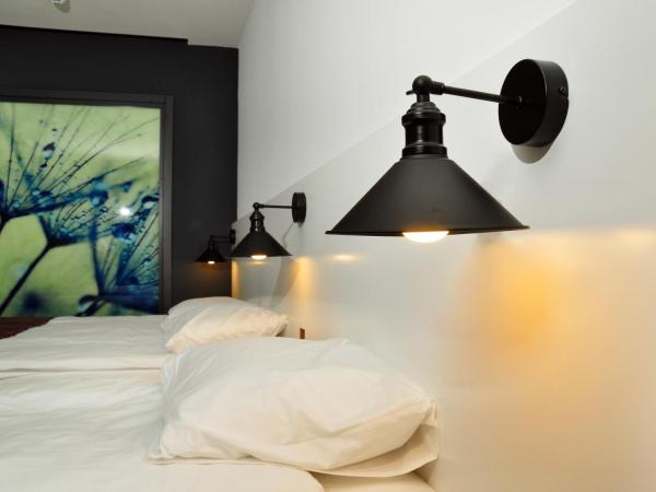 Sey Beach Hotel & Spa : photo 3 de la chambre chambre familiale - vue sur mer