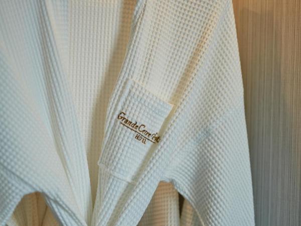 Grande Centre Point Pattaya : photo 3 de la chambre hébergement d'angle de luxe - vue sur mer