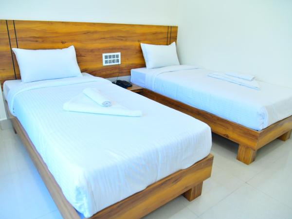 RK COMFORTS : photo 6 de la chambre chambre double ou lits jumeaux deluxe avec balcon