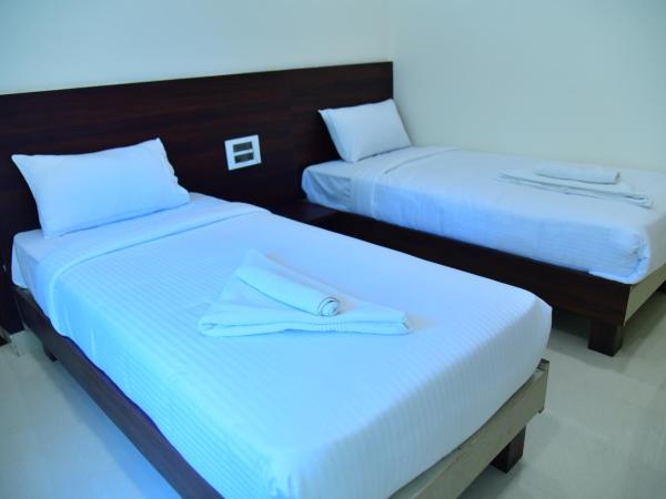 RK COMFORTS : photo 9 de la chambre chambre double ou lits jumeaux deluxe avec balcon