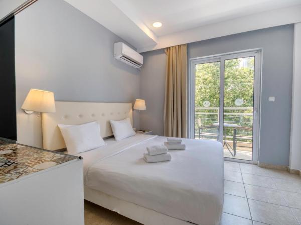 Astron Hotel Rhodes : photo 2 de la chambre chambre triple