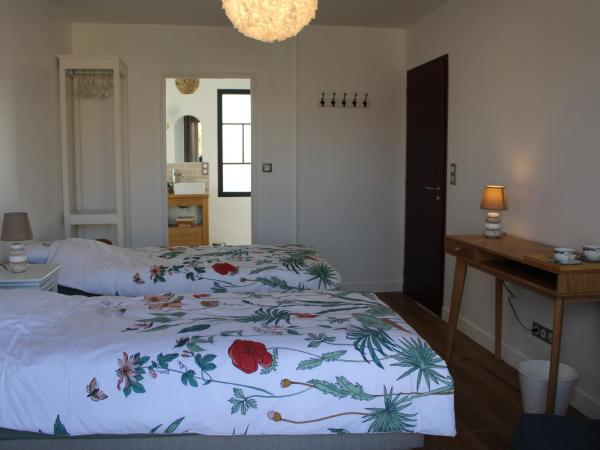 Le Jardin 51 : photo 6 de la chambre chambre double ou lits jumeaux - vue sur jardin