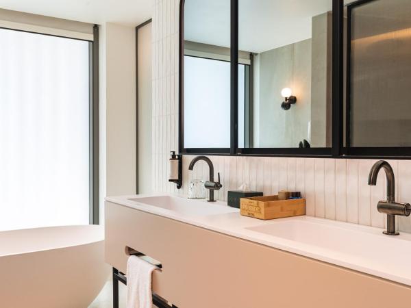 LUSTER Hotel : photo 2 de la chambre suite en duplex 2 chambres