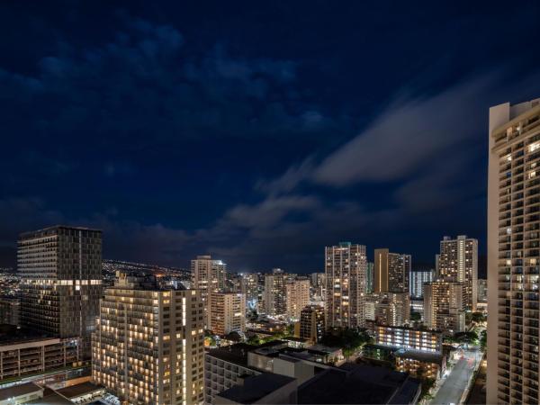 Sheraton Princess Kaiulani : photo 7 de la chambre chambre double avec 2 lits doubles - vue sur ville