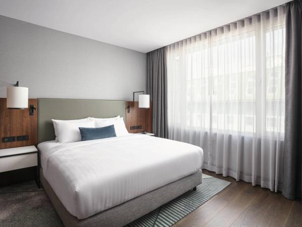 Prague Marriott Hotel : photo 8 de la chambre chambre club lit king-size avec accès au m club