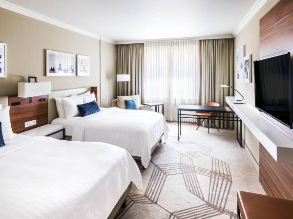 Prague Marriott Hotel : photo 1 de la chambre chambre deluxe avec 2 lits queen-size