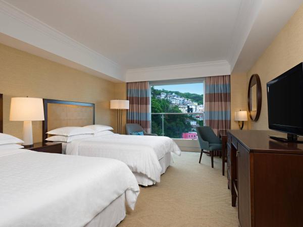 Sheraton Grand Rio Hotel & Resort : photo 1 de la chambre chambre lits jumeaux classique 2 lits doubles - vue sur montagnes