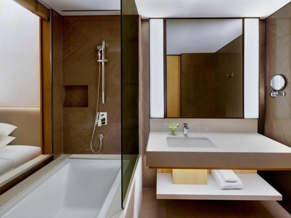 Courtyard by Marriott Seoul Botanic Park : photo 5 de la chambre chambre lit king-size