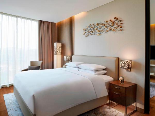 Courtyard by Marriott Seoul Botanic Park : photo 3 de la chambre suite 1 chambre avec 1 lit king-size côté cour - vue sur parc botanique