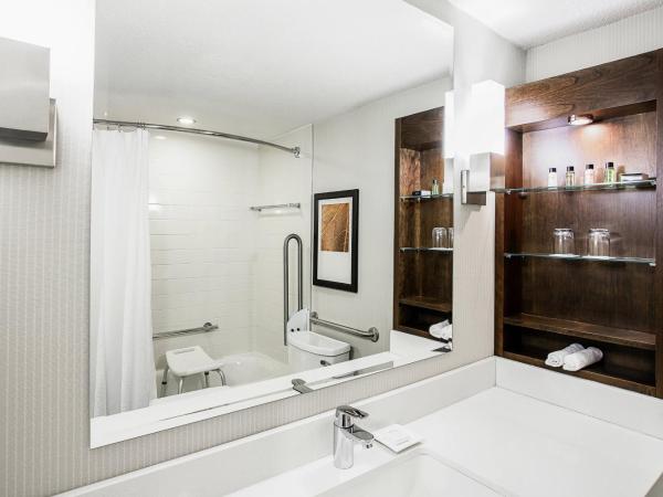 Delta Hotels by Marriott Quebec : photo 3 de la chambre chambre avec 2 grands lits queen-size