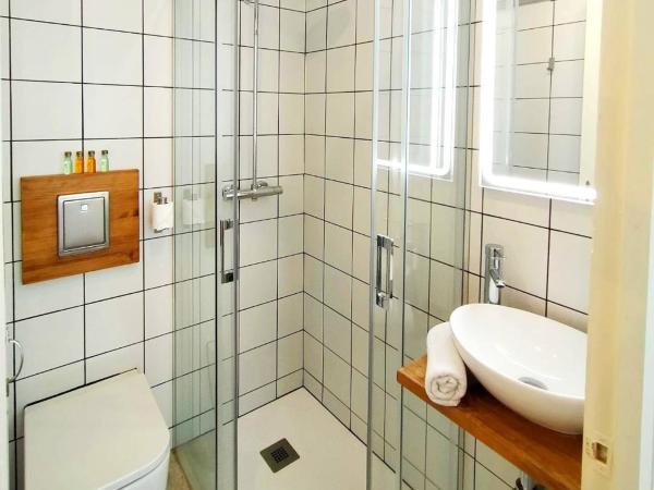 Hostal Mafer : photo 6 de la chambre chambre double ou lits jumeaux standard - vue sur ville