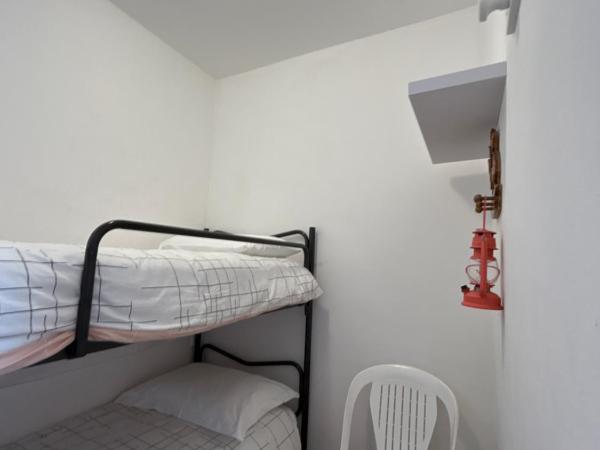 Hotel Punta e Mare des Chambres ou Appartements T2 : photo 4 de la chambre chambre familiale avec terrasse