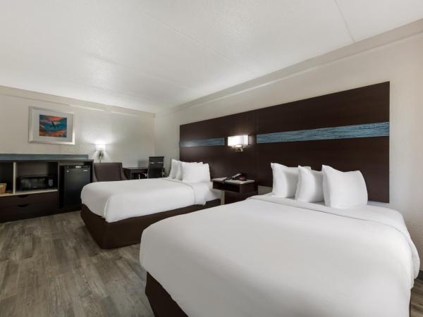 Quality Inn & Suites Airport : photo 3 de la chambre chambre 2 lits doubles - accessible aux personnes à mobilité réduite - non-fumeurs