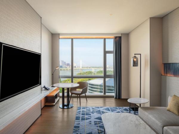 Guangzhou Marriott Hotel Nansha : photo 4 de la chambre executive king room with panoramic view - executive lounge access