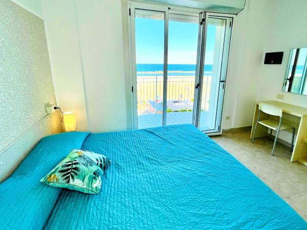 Residence Frontemare : photo 8 de la chambre grand appartement 1 chambre - vue sur mer 