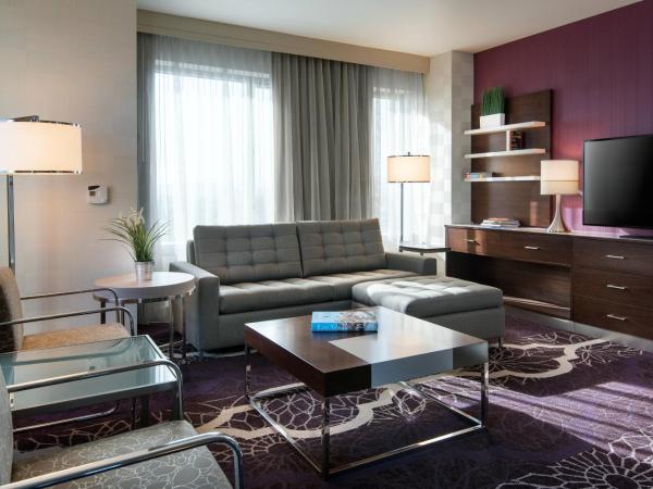 Residence Inn by Marriott Los Angeles L.A. LIVE : photo 3 de la chambre suite lit king-size exécutive avec canapé-lit