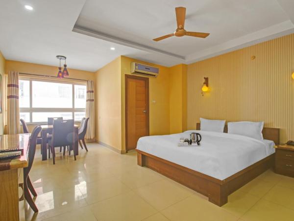 Collection O Hotel Regal Near ISKON TEMPLE , ABIDS : photo 1 de la chambre chambre triple deluxe