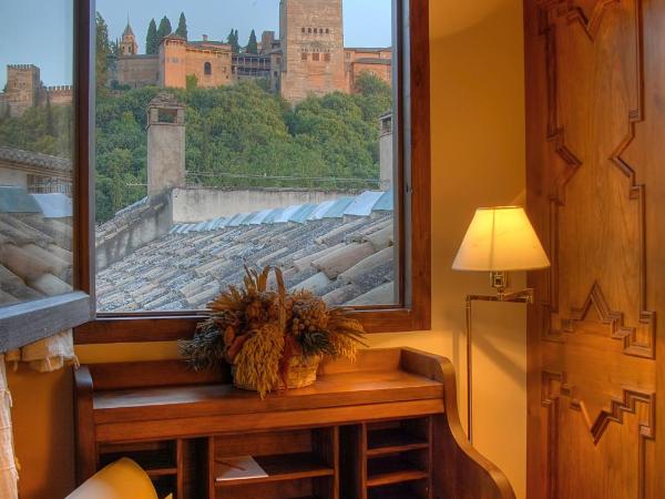 Hotel Casa Morisca : photo 2 de la chambre chambre double - vue frontale sur alhambra