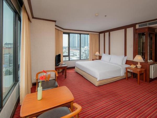 Alexander Hotel : photo 3 de la chambre chambre lit king-size deluxe