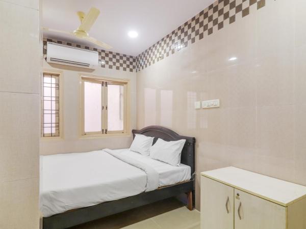 Hotel Aroma Classic Near Nampally Railway station : photo 2 de la chambre chambre double standard