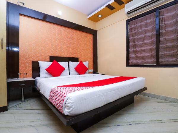 Super OYO Hotel J P Inn Near Patel Nagar Metro Station : photo 7 de la chambre chambre triple deluxe