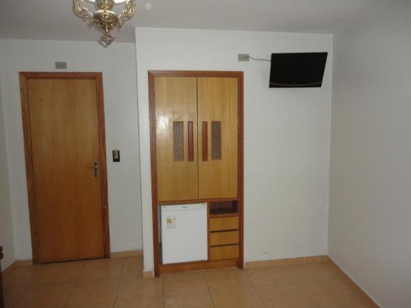 Hotel Joamar : photo 5 de la chambre double room with double bed and fan