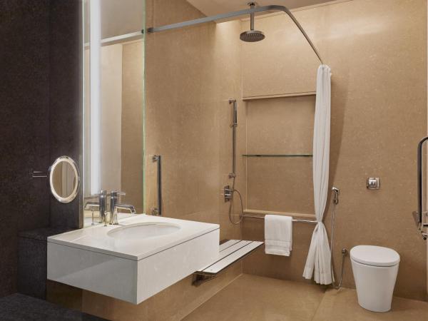 The Westin Hyderabad Mindspace : photo 1 de la chambre guest room, 1 king bed