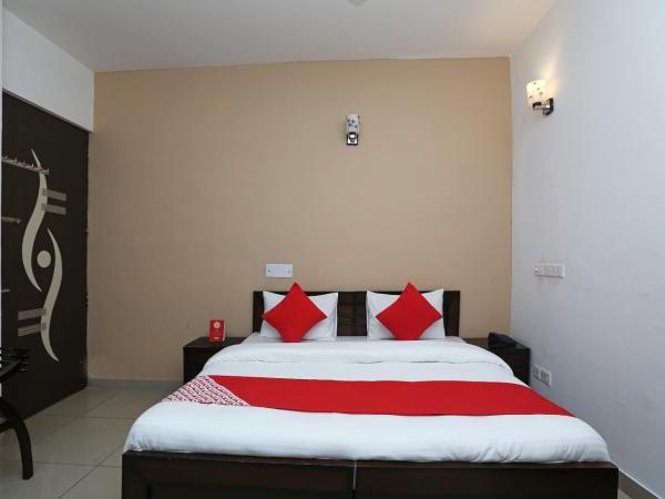 OYO Mahak Residency : photo 3 de la chambre chambre double standard