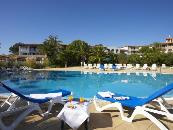 SOWELL RESIDENCES Les Perles de Saint Tropez : photo 3 de la chambre studio (2 adultes)