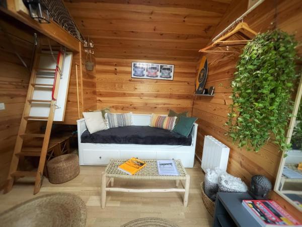 La Wodapalousa, Surf & Crossfit Guesthouse, 800m from Beach : photo 6 de la chambre chalet