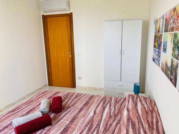 Voce Del Mare - sea view- Alghero Airport : photo 4 de la chambre chambre double ou lits jumeaux