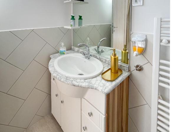 Zen House : photo 5 de la chambre chambre double deluxe avec douche