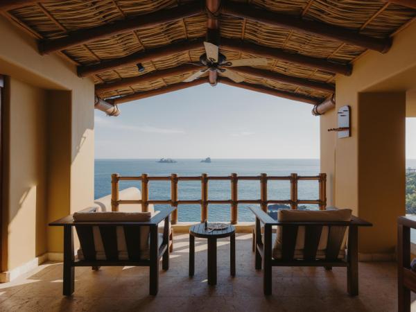 Cala de Mar Resort & Spa Ixtapa : photo 1 de la chambre suites familiales adjacentes