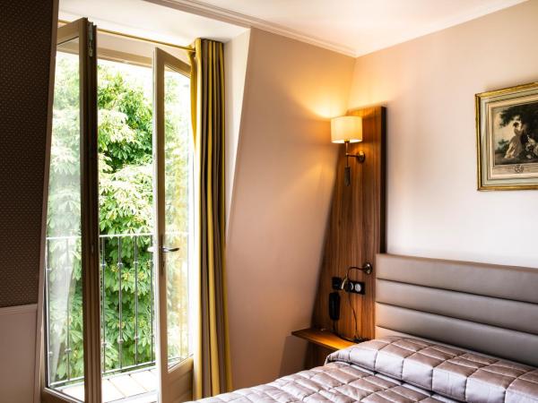 Hôtel de la Tour Eiffel : photo 4 de la chambre chambre double