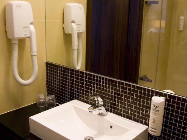 Mercure Warszawa Airport : photo 6 de la chambre chambre double classique