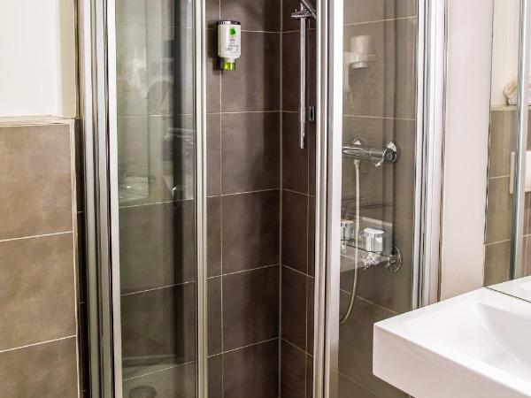 Valemi Stay - Selfservice : photo 7 de la chambre chambre double deluxe avec douche