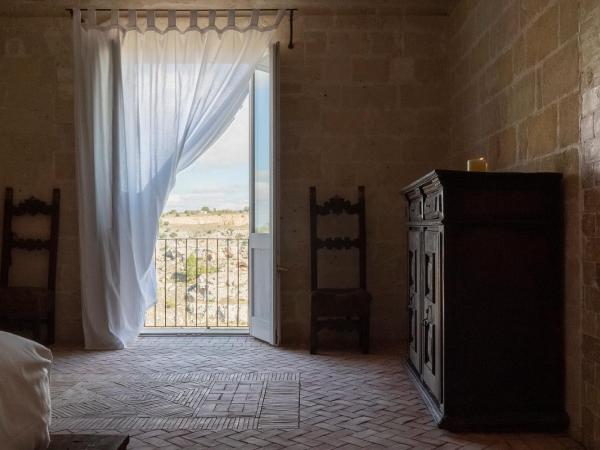 Sextantio Le Grotte Della Civita : photo 7 de la chambre chambre triple – vue sur montagne