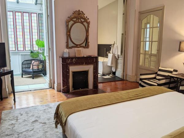 L'Htel Particulier Bordeaux : photo 1 de la chambre suite prestige 