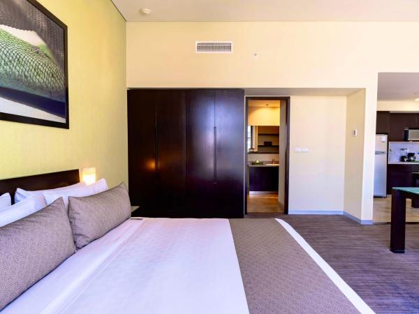 Stadia Suites Mexico City Santa Fe : photo 2 de la chambre grande suite